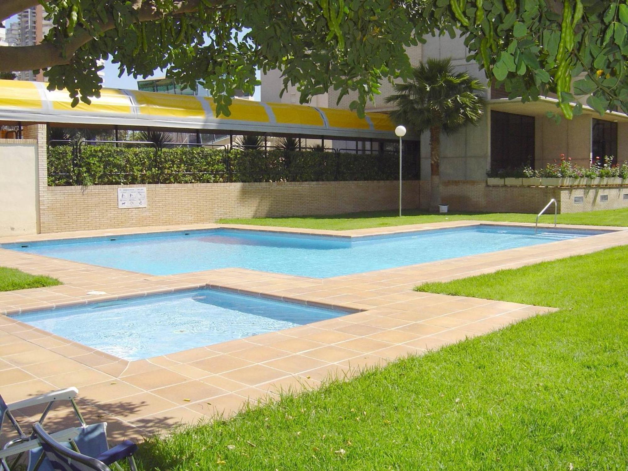 Apartamentos Torre Ipanema Бенідорм Екстер'єр фото
