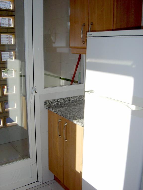 Apartamentos Torre Ipanema Бенідорм Номер фото